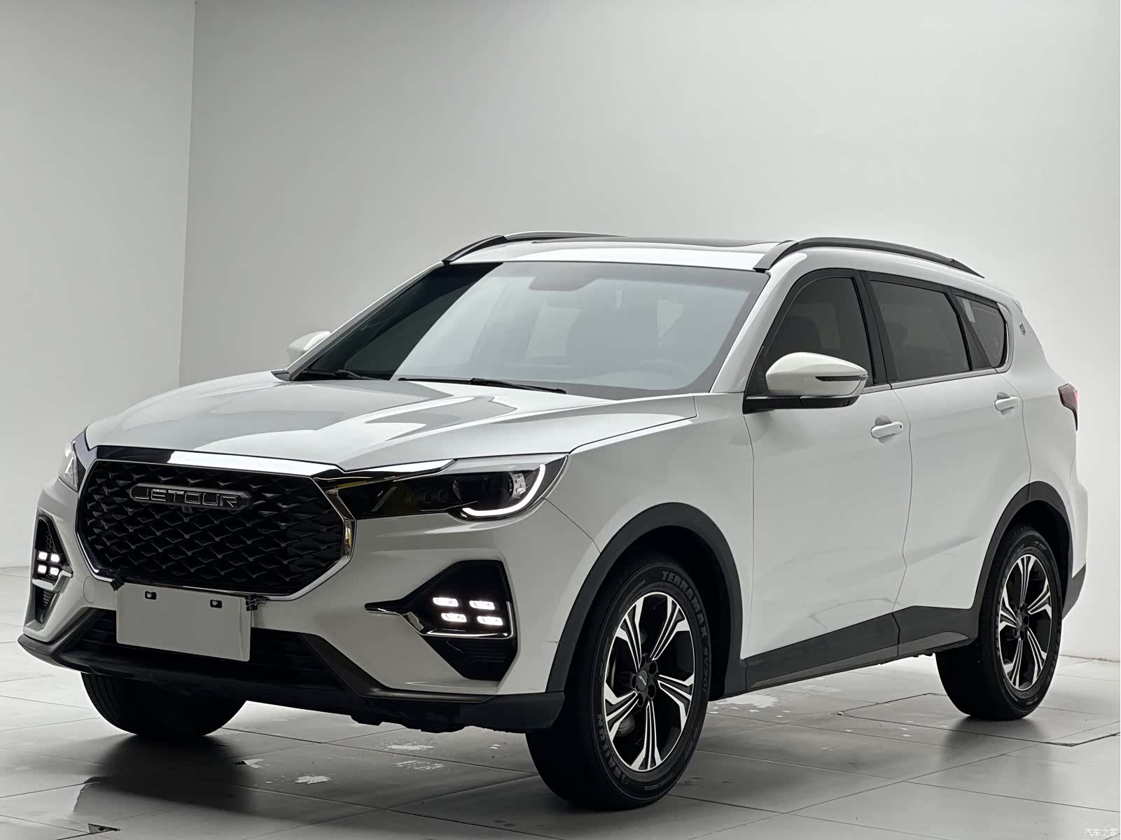 Jetour X70, 2022 1