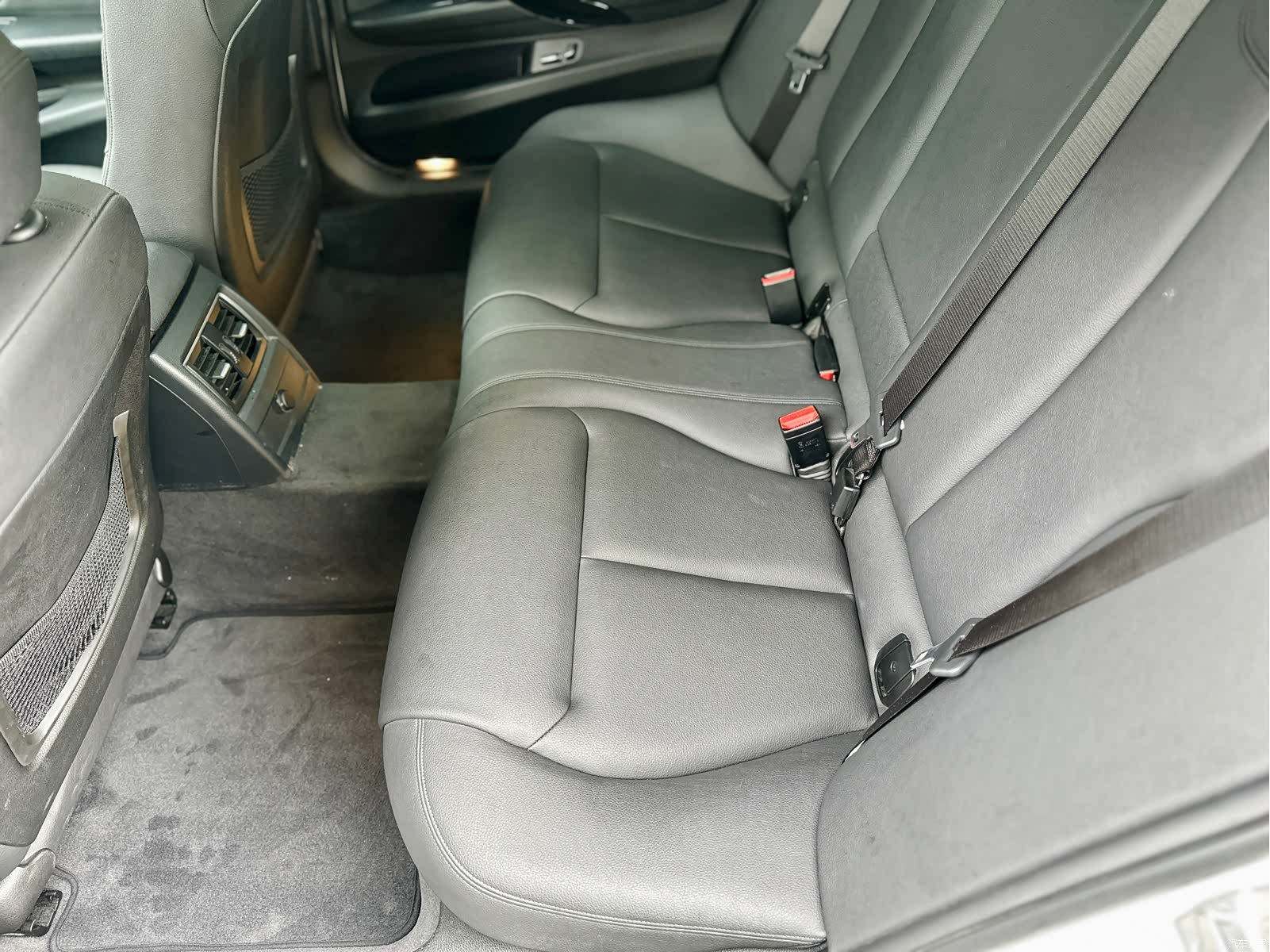 BMW 3 Series, 2017 18