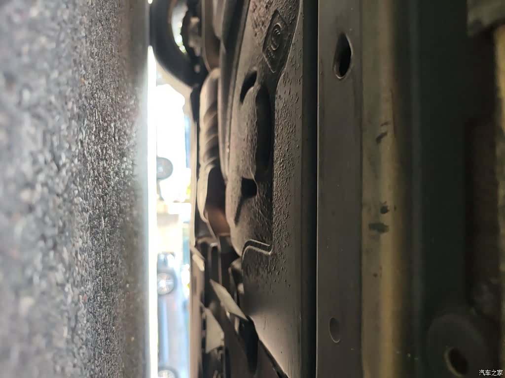 Audi A4L, 2015 17