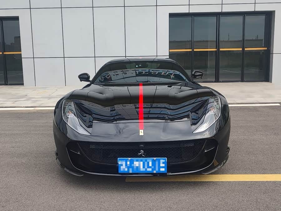 Ferrari 812 2024, фото 2