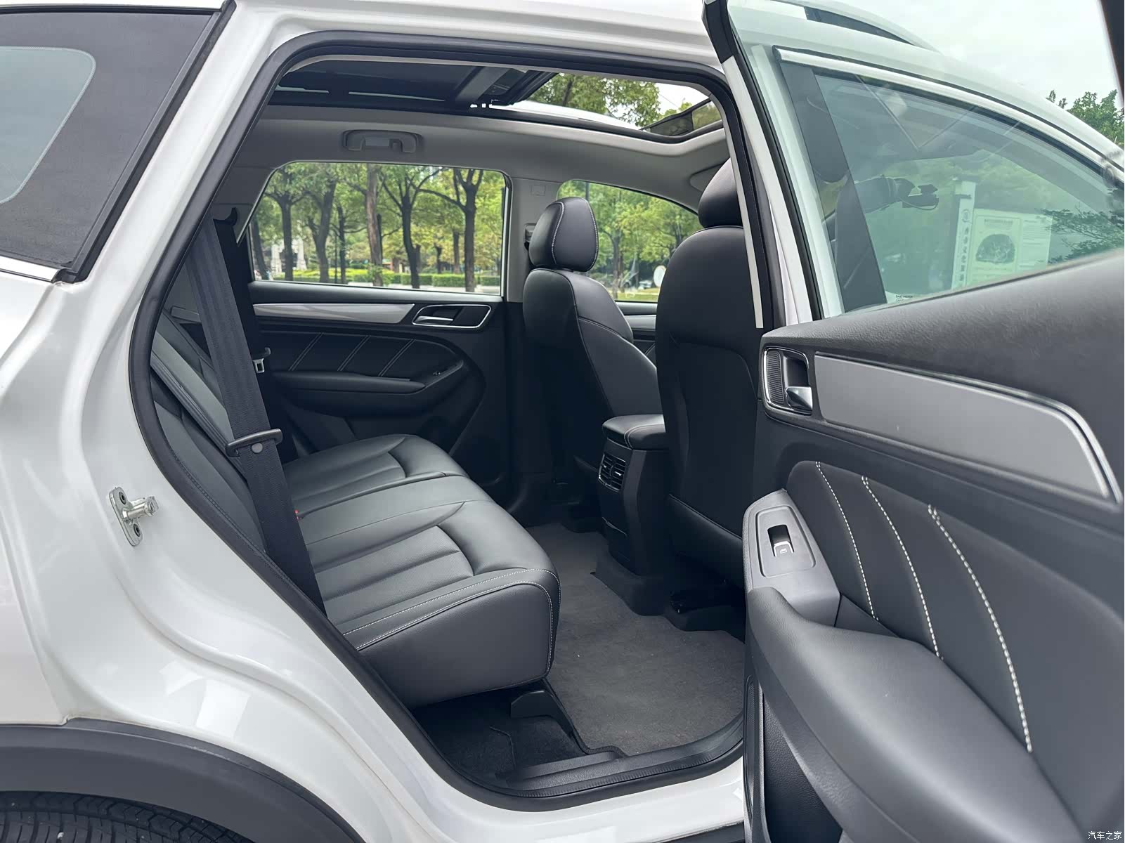 Roewe RX5, 2020 26