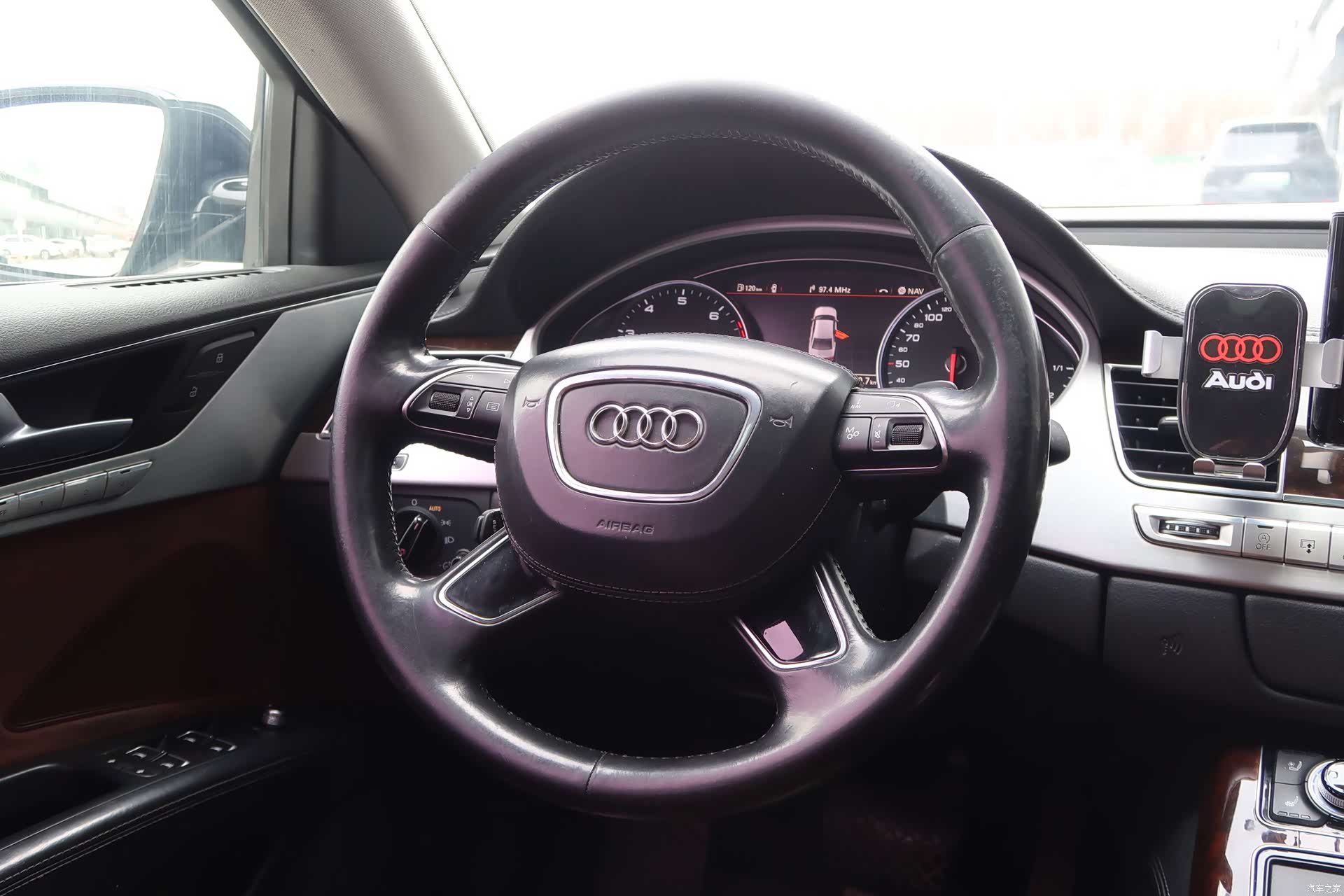 Audi A8L, 2016 10