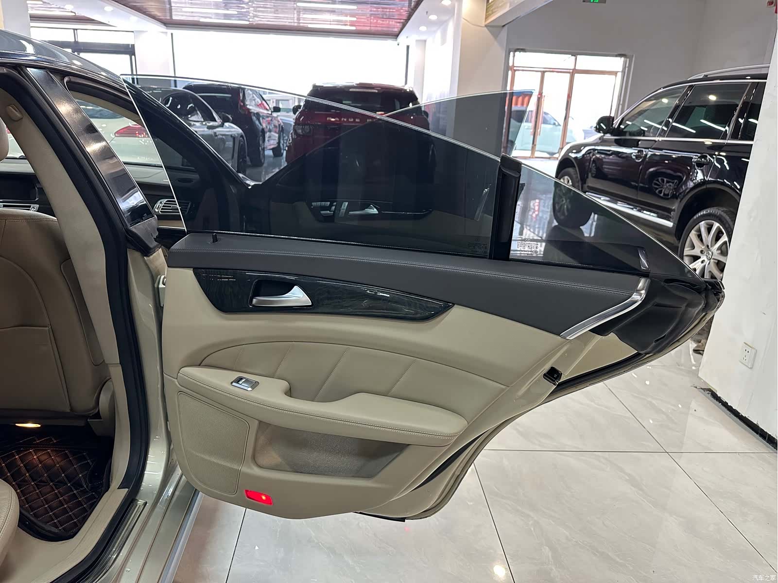 Mercedes-Benz CLS, 2014 12