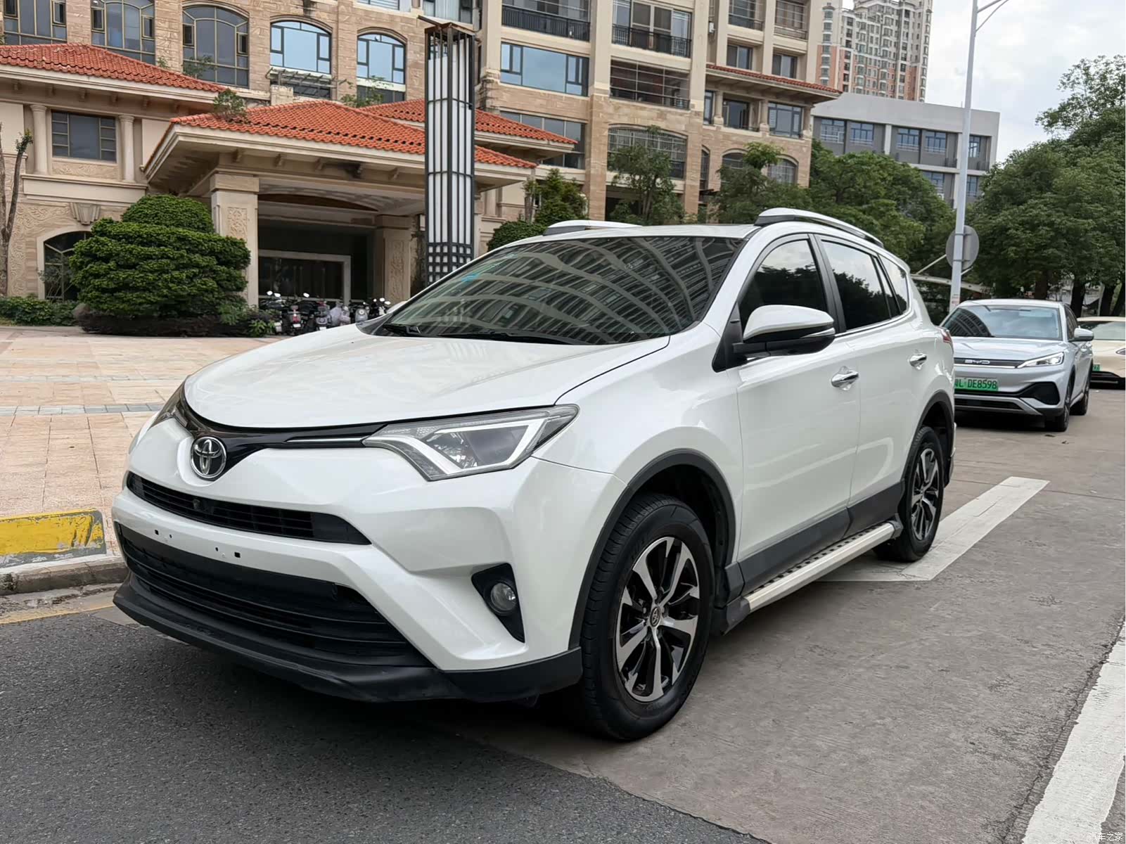 Toyota RAV4, 2017 1
