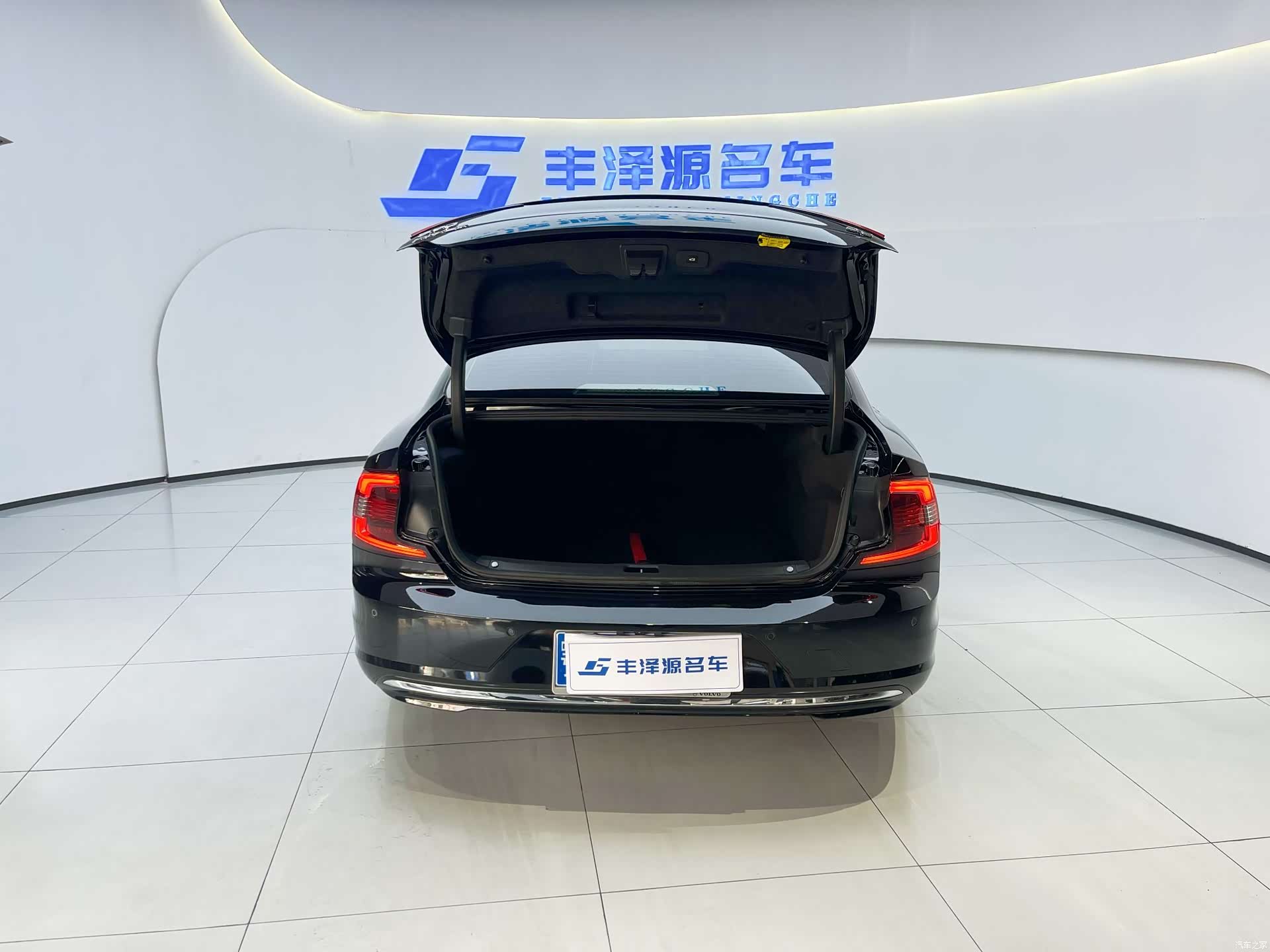 Volvo S90, 2024 6