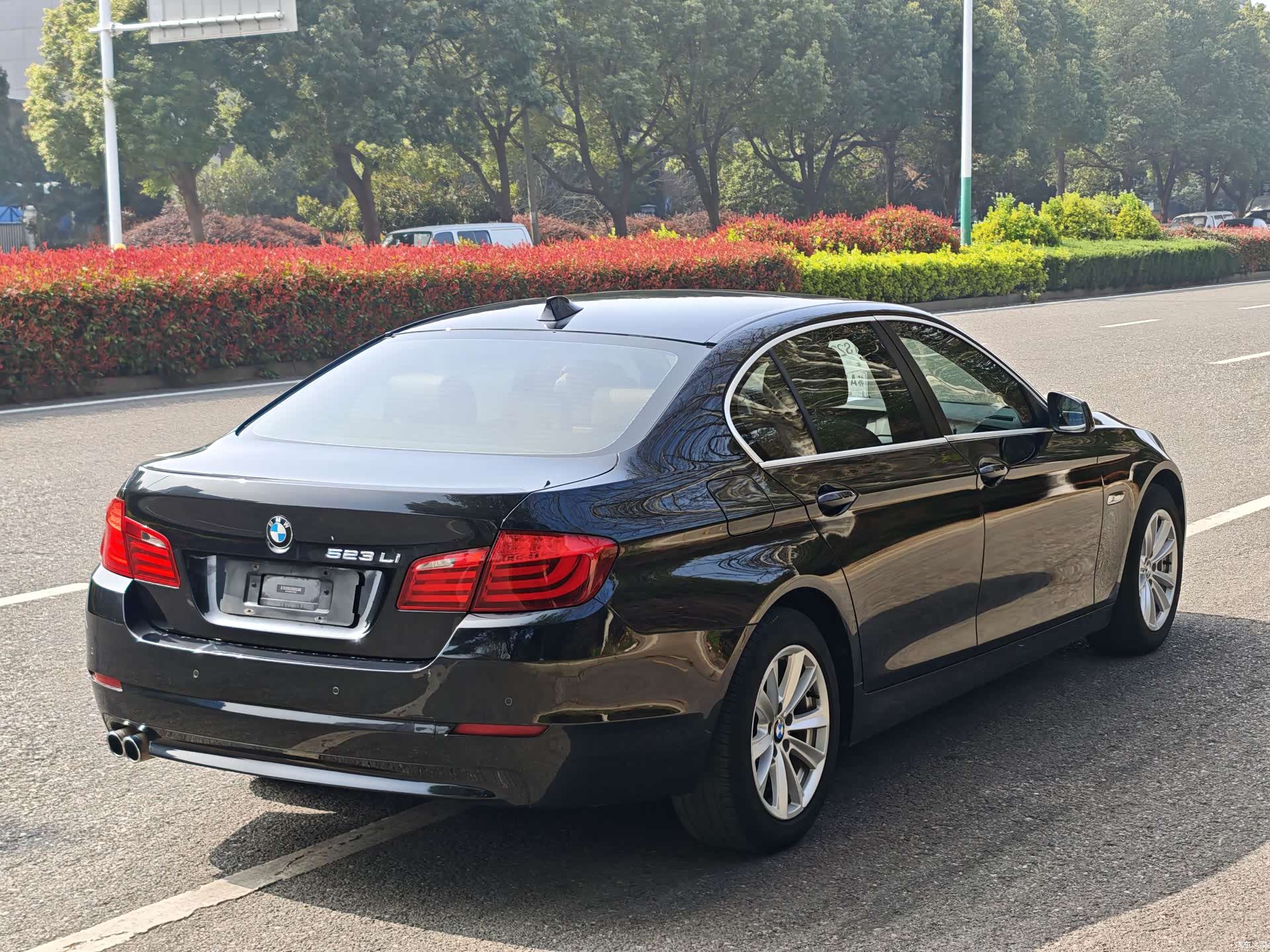 BMW 5 Series, 2011 17