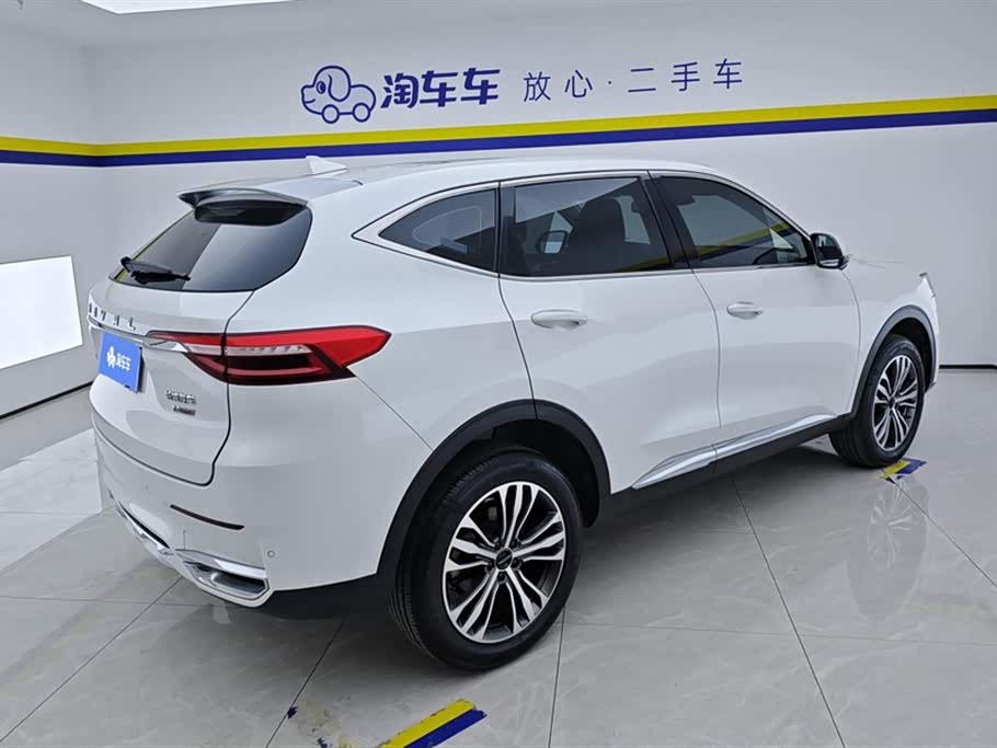 Haval F7