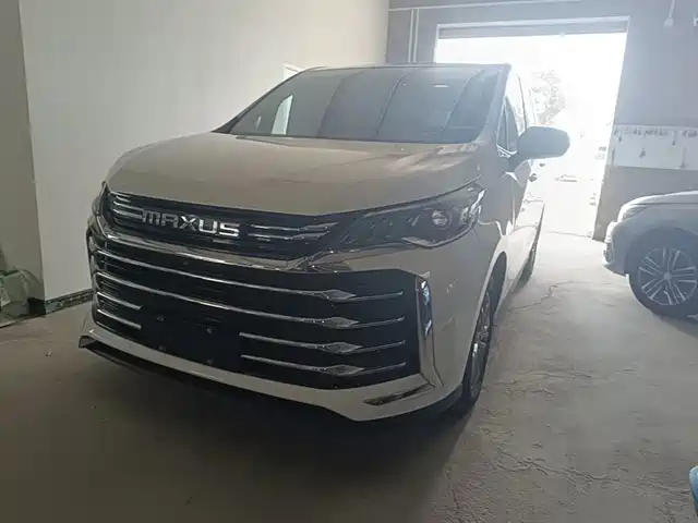 Maxus G50 2025 — купить из Китая под заказ