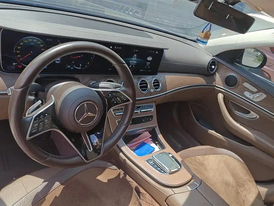 Mercedes-Benz E-class Mercedes-Benz E-class