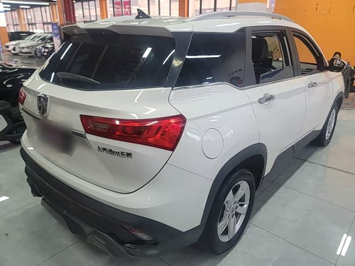 Baojun 530 2019 1.5T МКПП Люкс 7 seats guo V