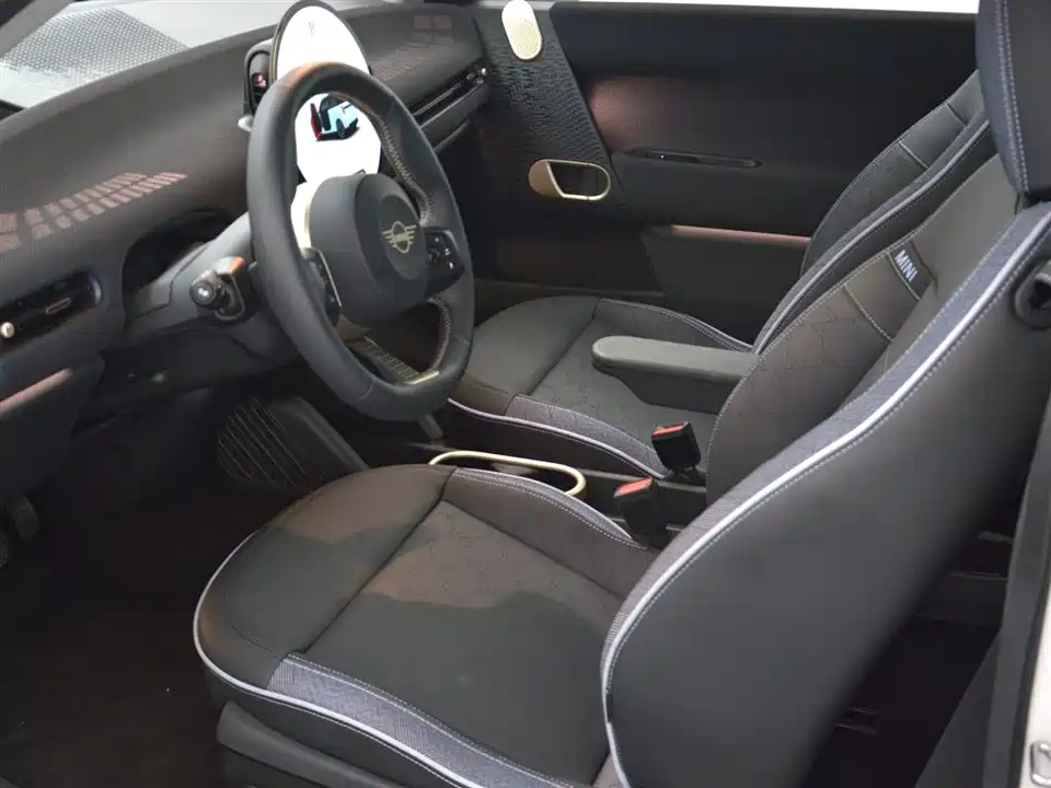 MINI Electric COOPER