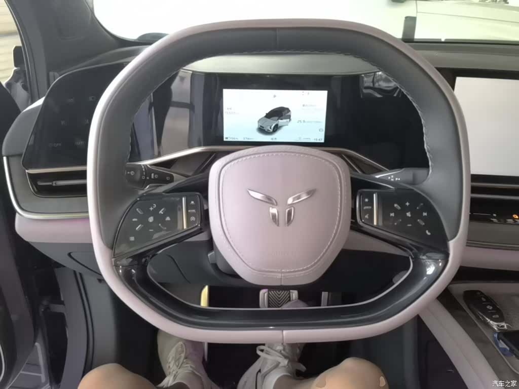 Hongqi 08, 2025 11