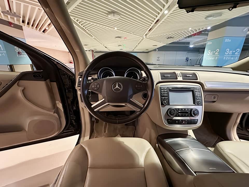 Mercedes-Benz R-class