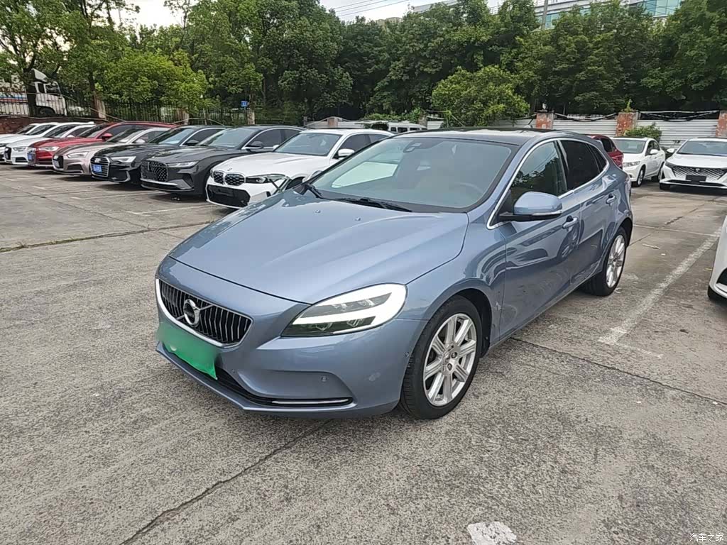 Volvo V40, 2018 2
