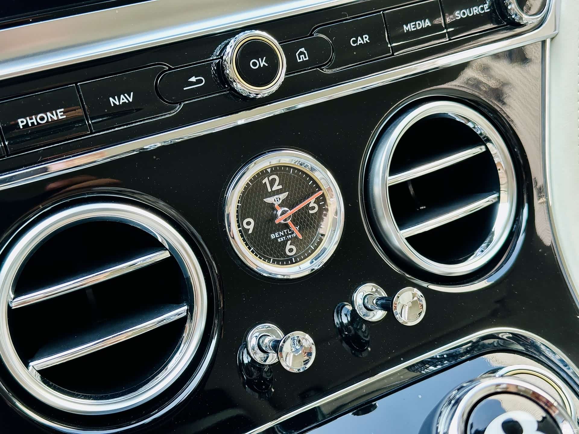 Bentley Continental GT, 2021 9