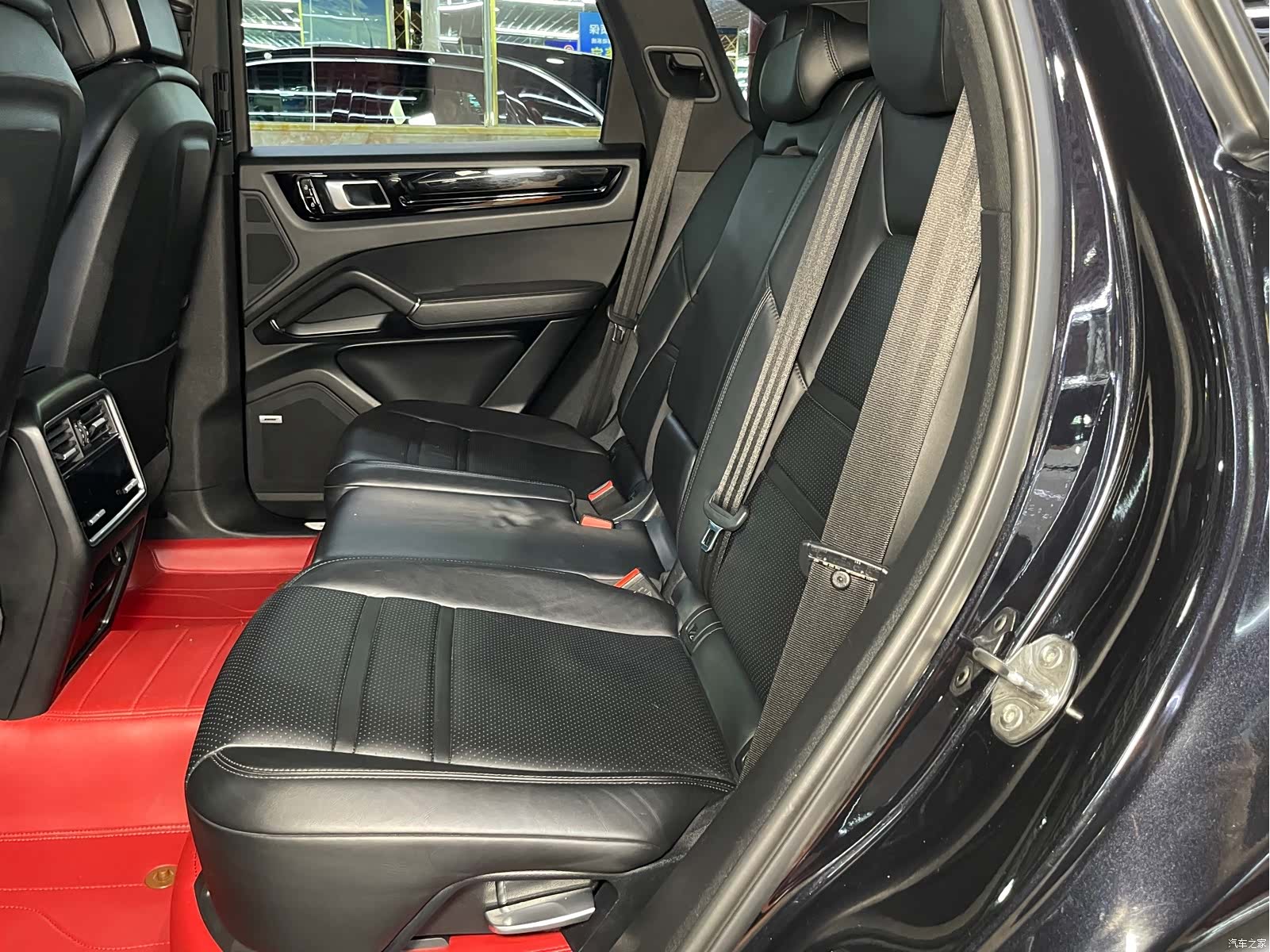 Porsche Cayenne, 2019 10
