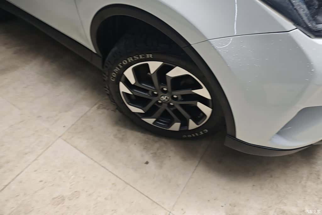 Toyota RAV4, 2017 6