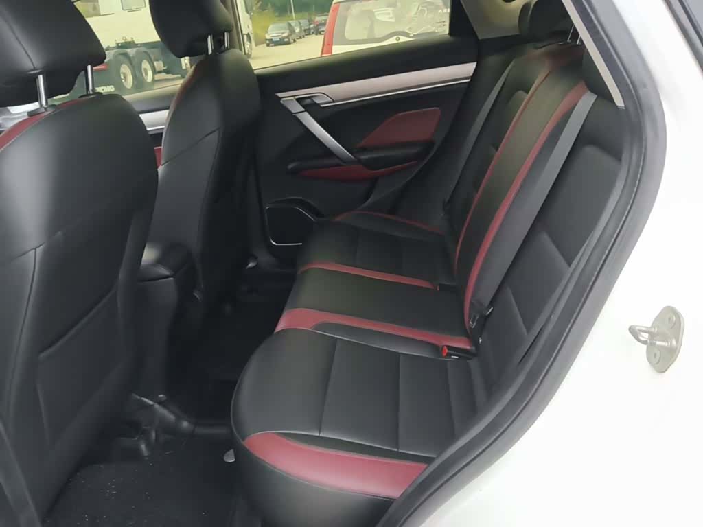 Geely Coolray, 2023 17