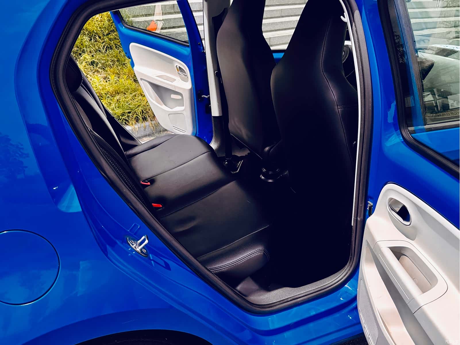 Volkswagen up, 2015 11