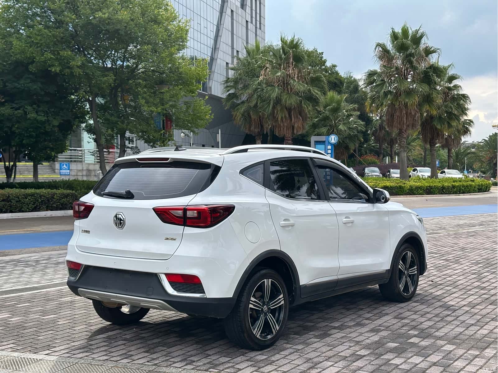 MG ZS, 2019 6