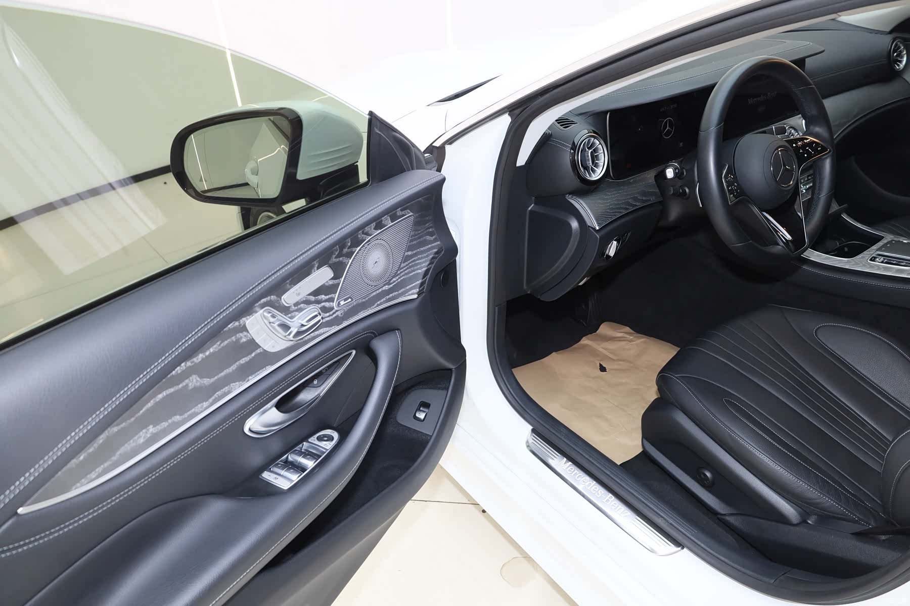 Mercedes-Benz CLS, 2022 22