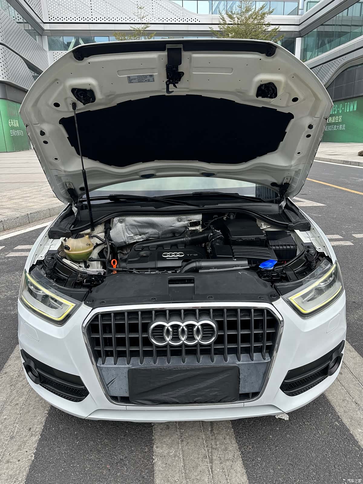 Audi Q3, 2014 16