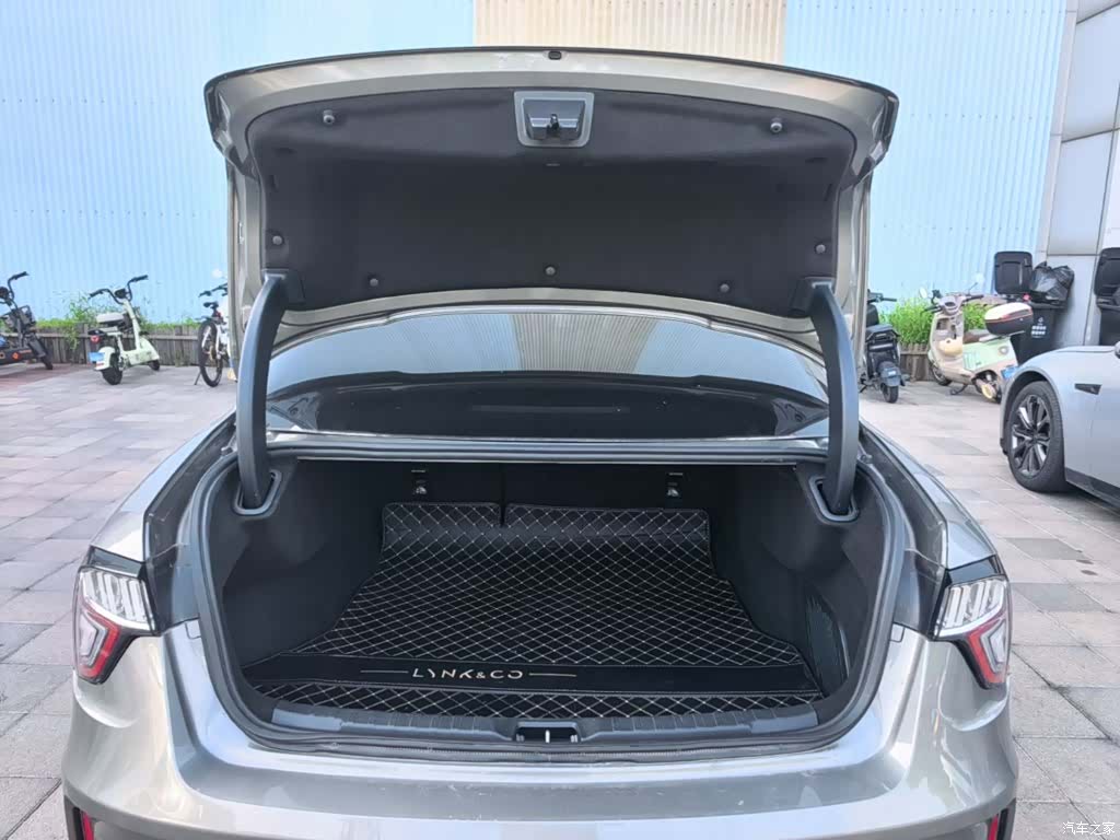 Lynk & Co 02, 2022 19