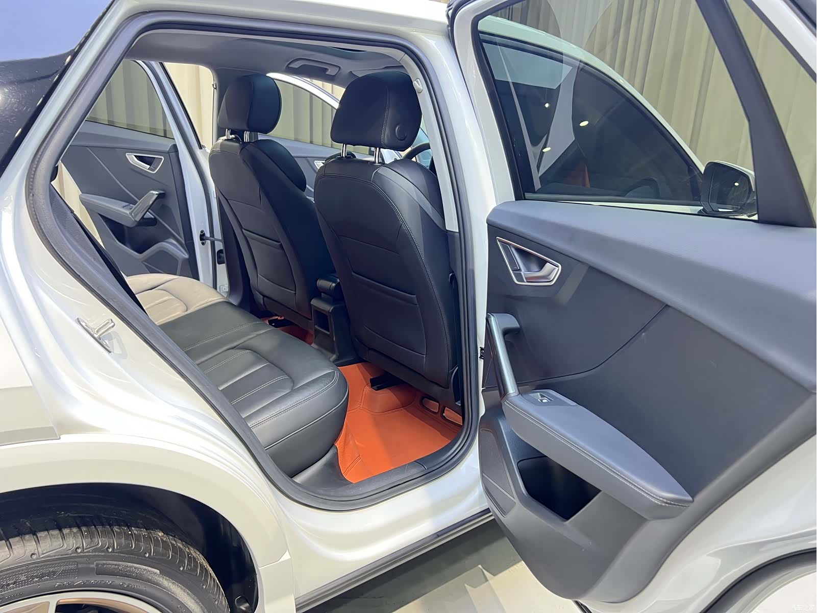 Audi Q2L, 2022 12