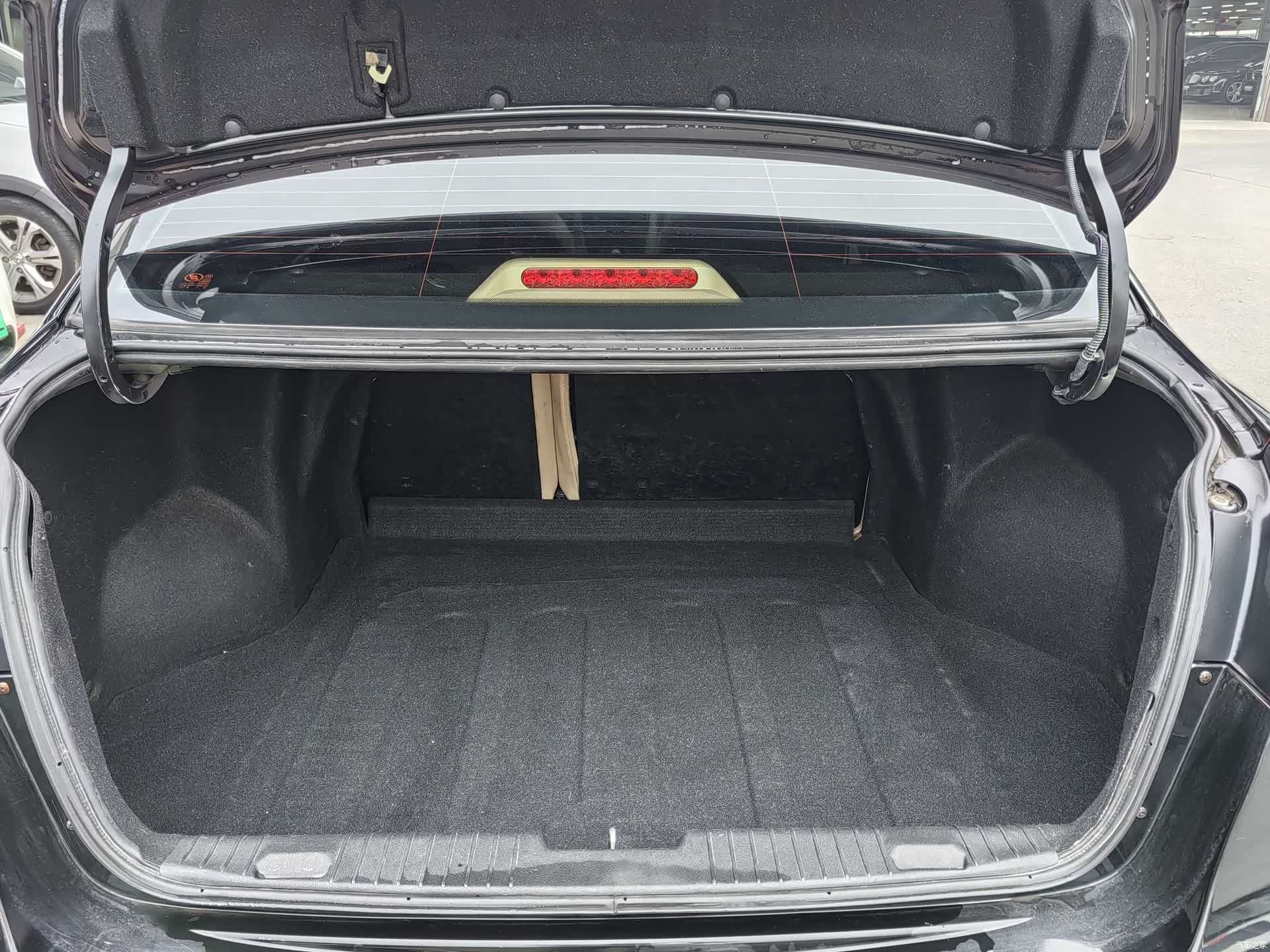 Buick 1.6LX-AT, 2012 12