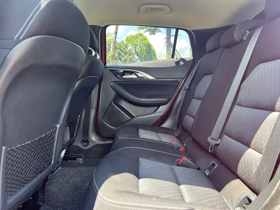 Infiniti QX30 Infiniti QX30