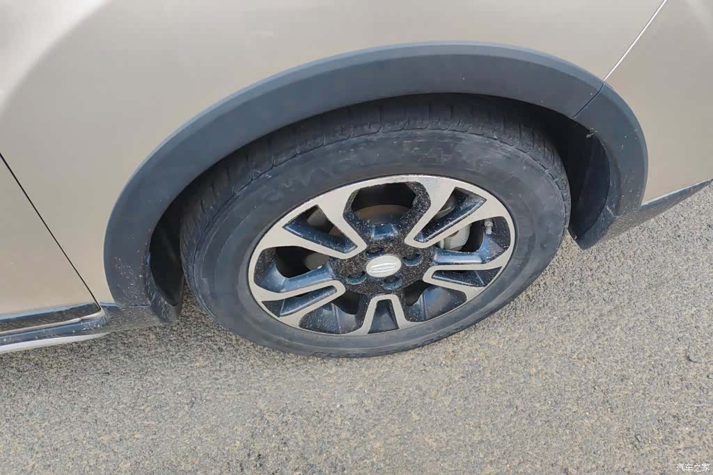 Geely X3, 2018 6