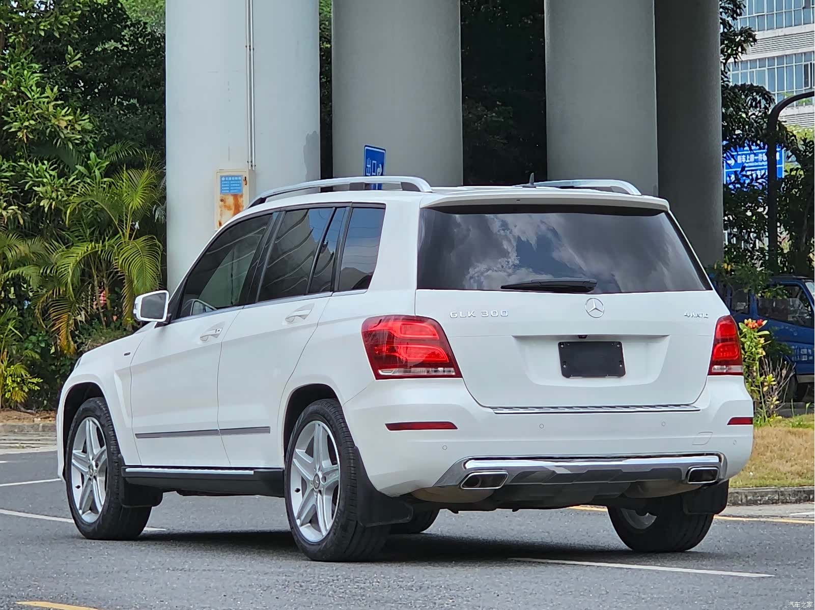Mercedes-Benz GLK-Class, 2015 9