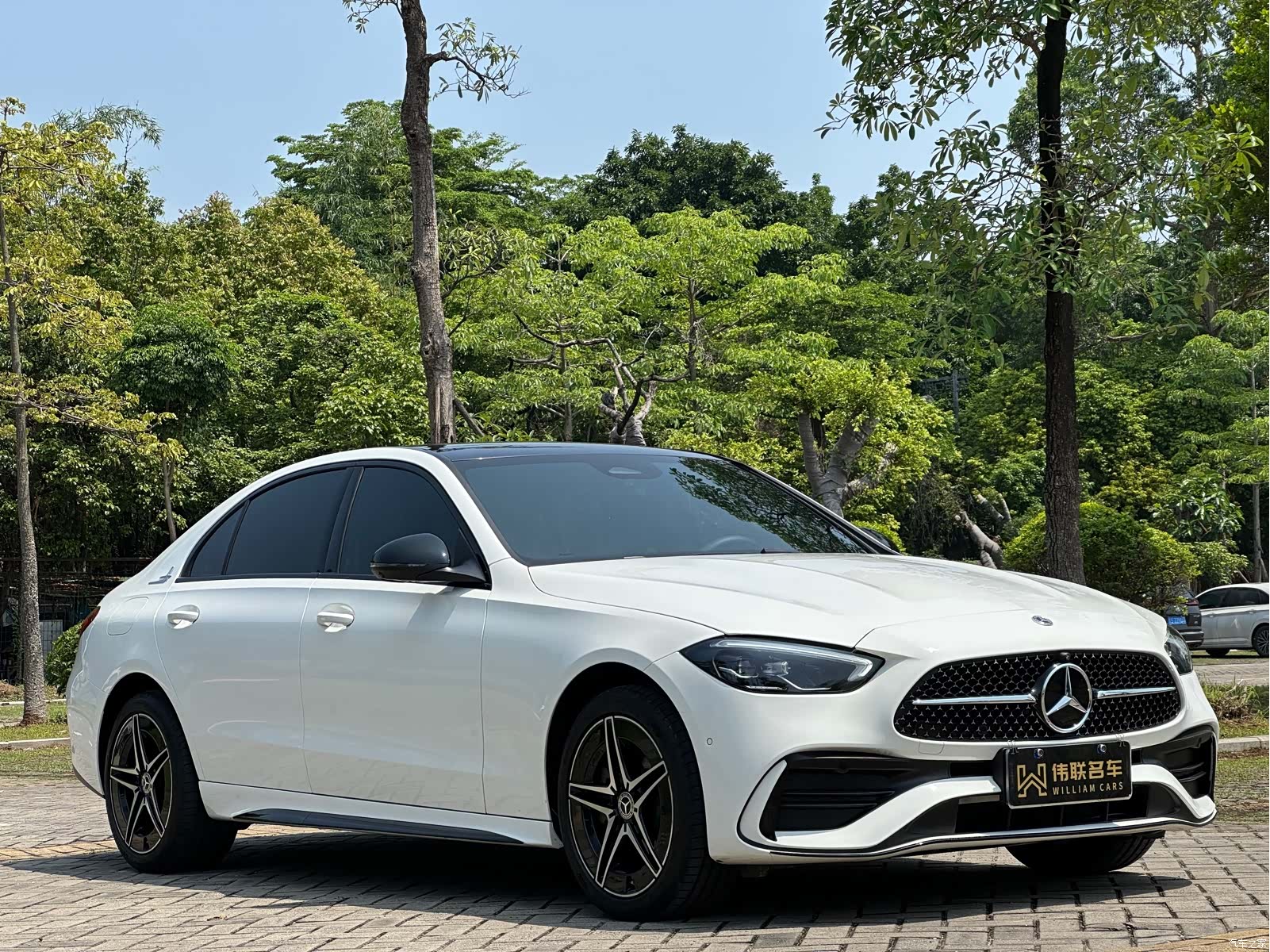 Mercedes-Benz C-Class, 2025 3