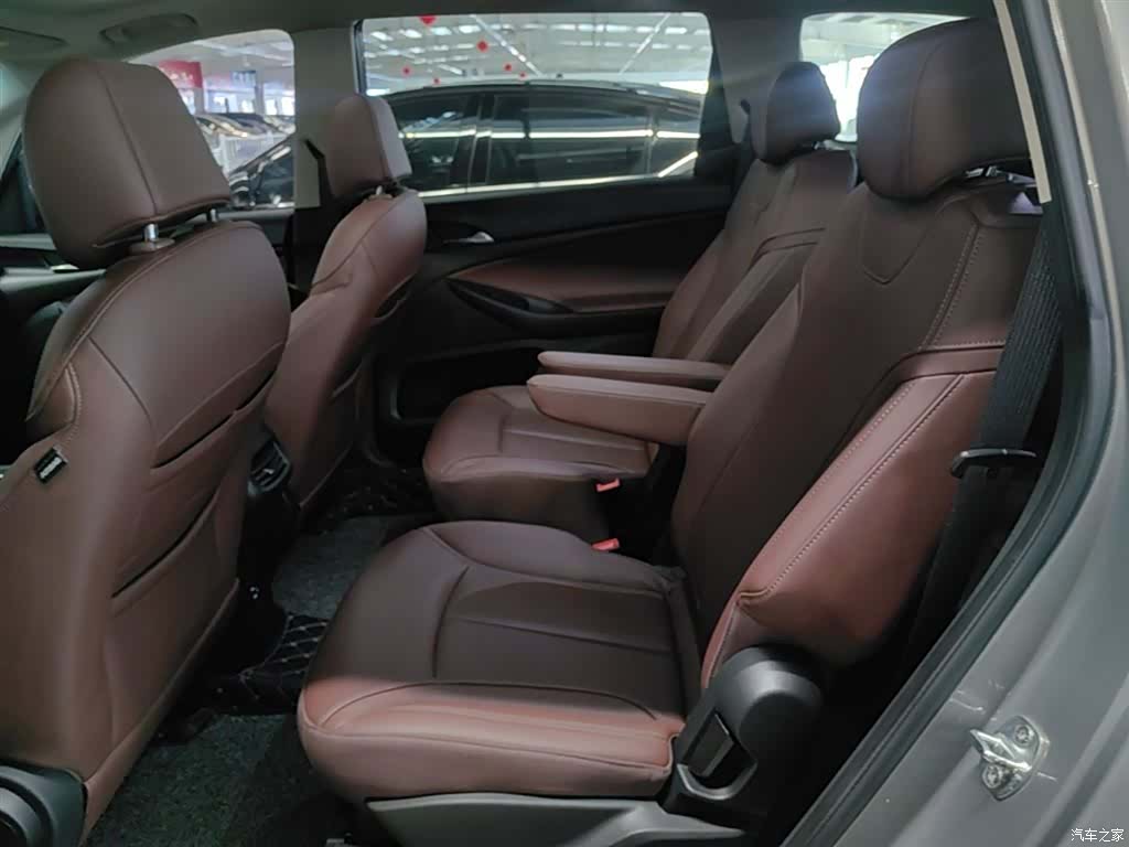 Buick GL6, 2019 13