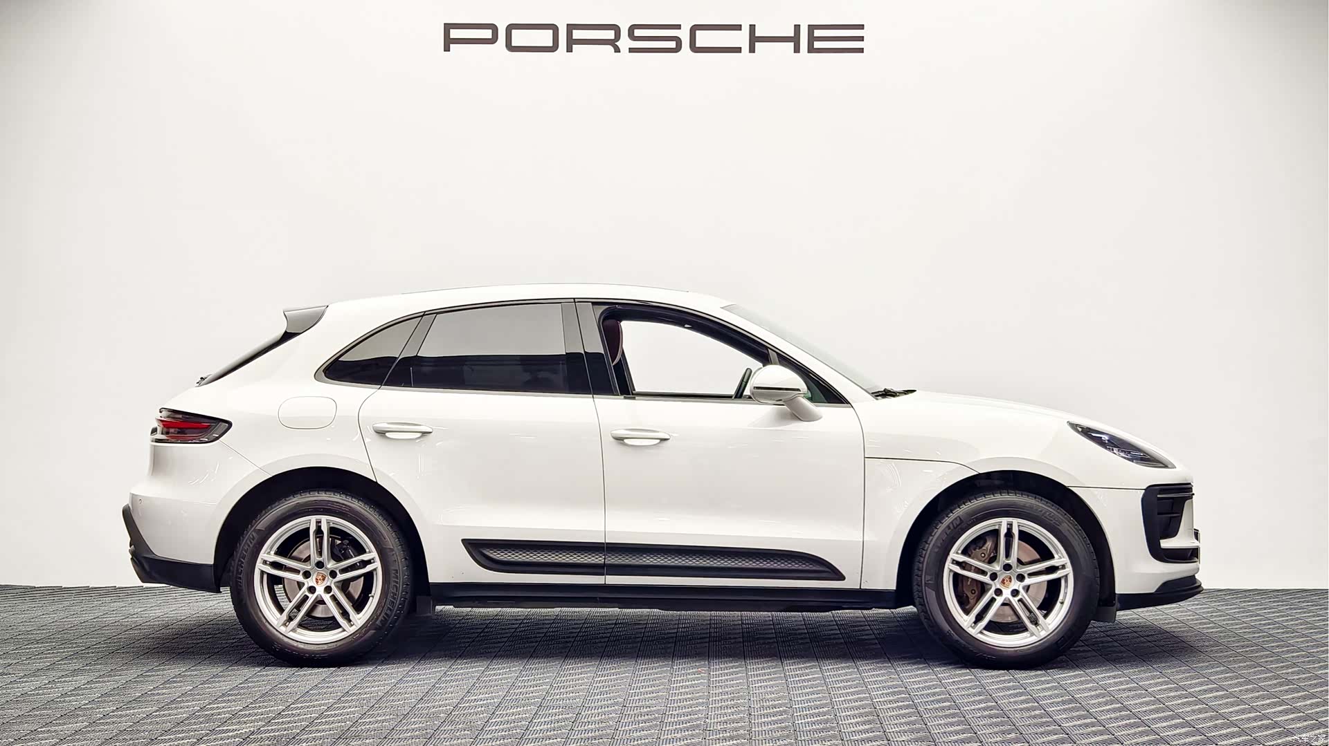 Porsche Macan, 2022 все фото