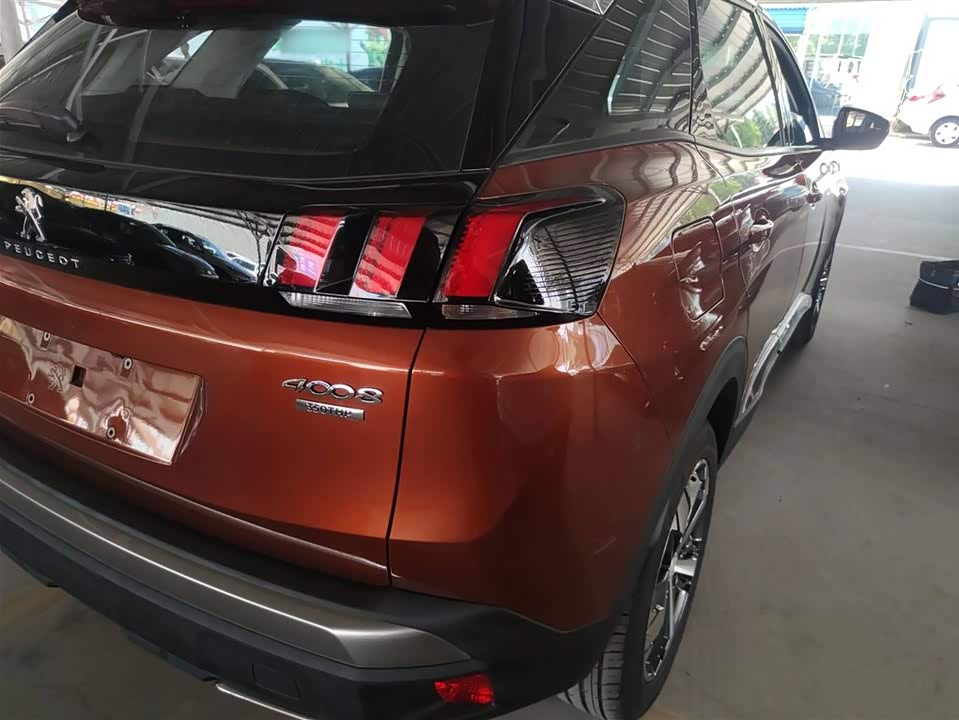 Peugeot 4008