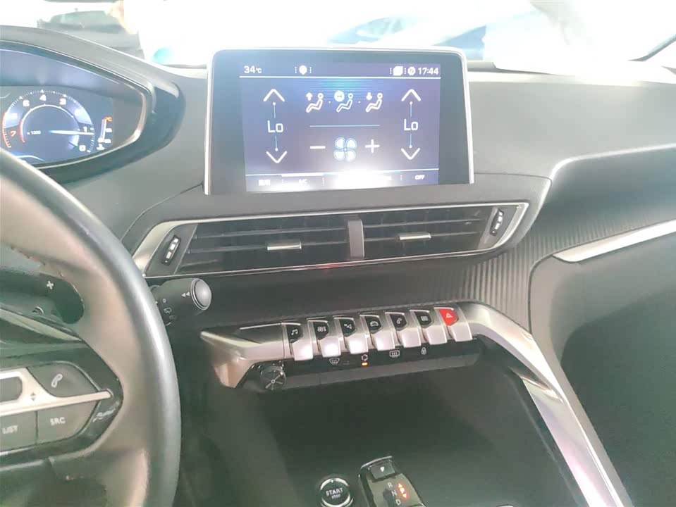 Peugeot 4008