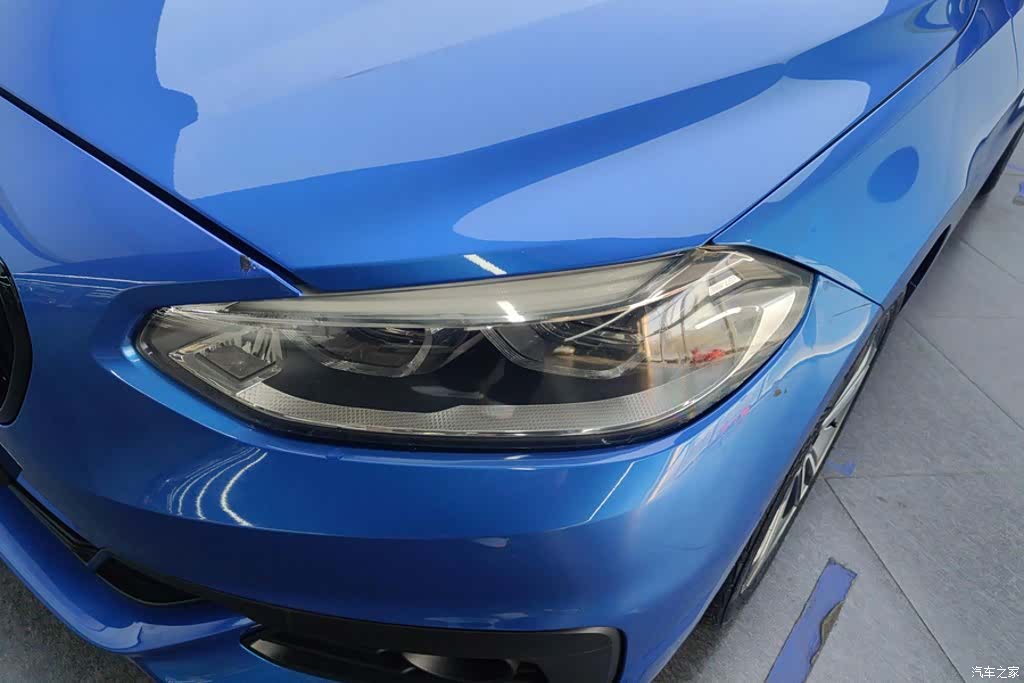 BMW 1 Series, 2019 все фото