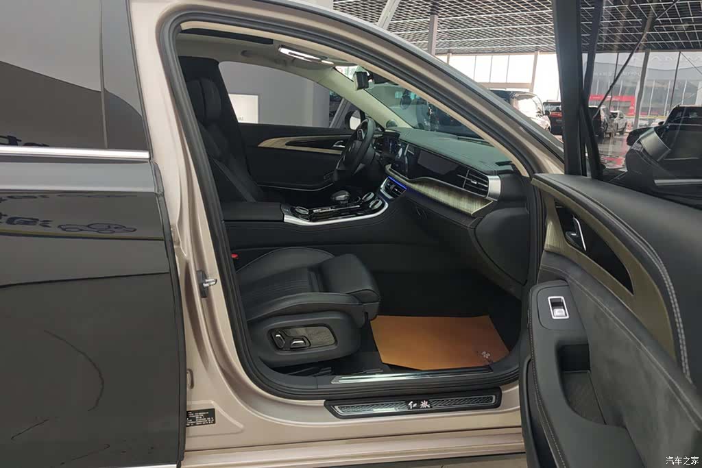 Hongqi H9, 2021 8