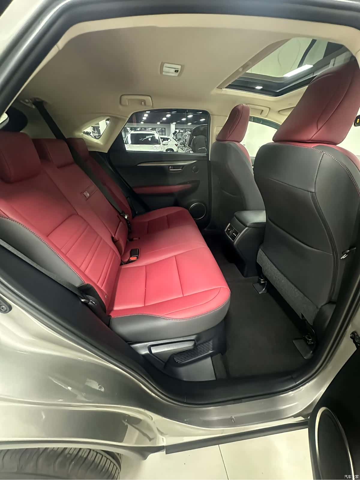 Lexus NX, 2021 20
