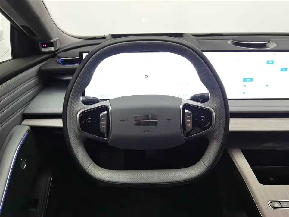 Geely Galaxy Galaxy E8