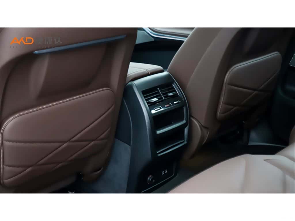 BMW X5, 2023 9
