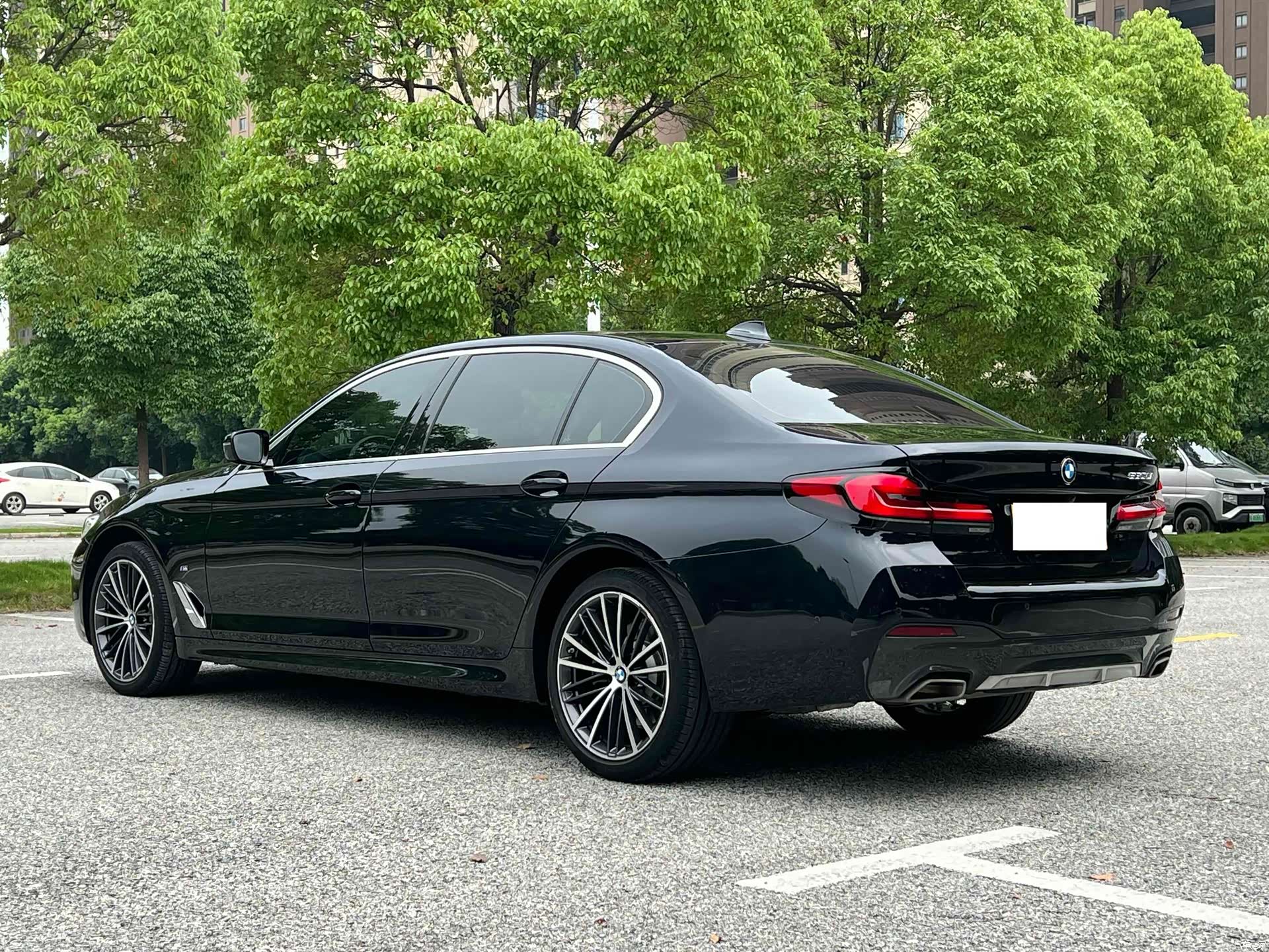 BMW 5 Series, 2023 16
