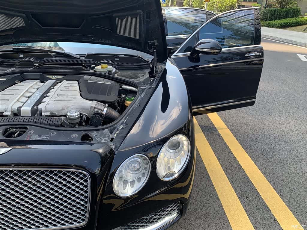 Bentley Flying Spur, 2012 21