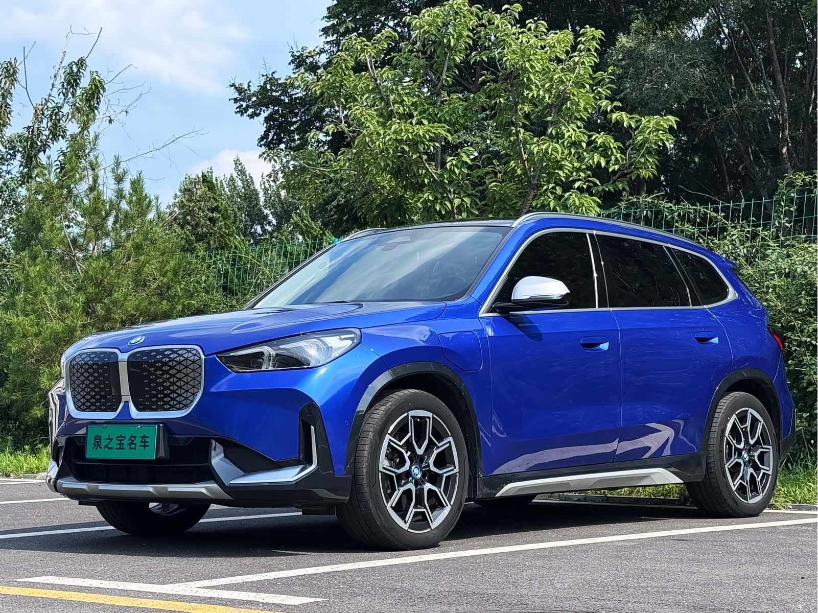 BMW iX1, 2023 1