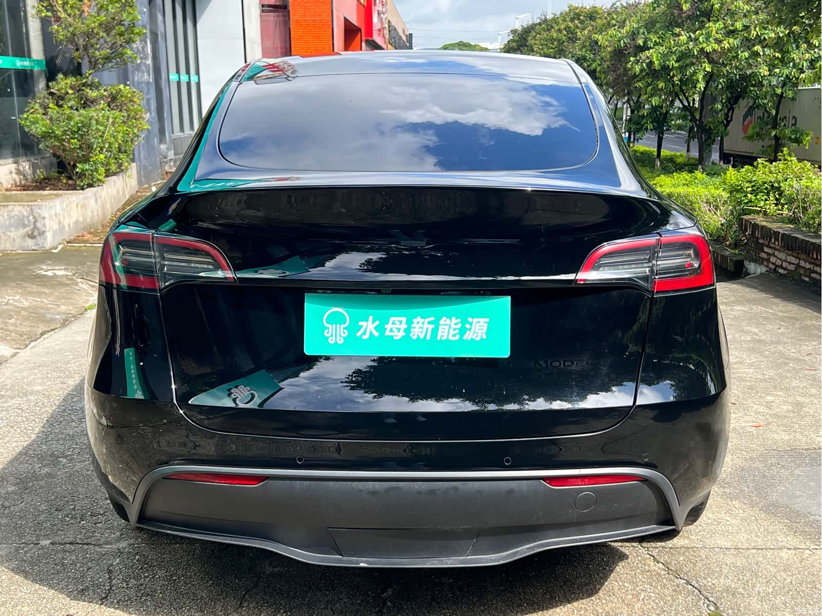 Tesla Model Y, 2022 все фото