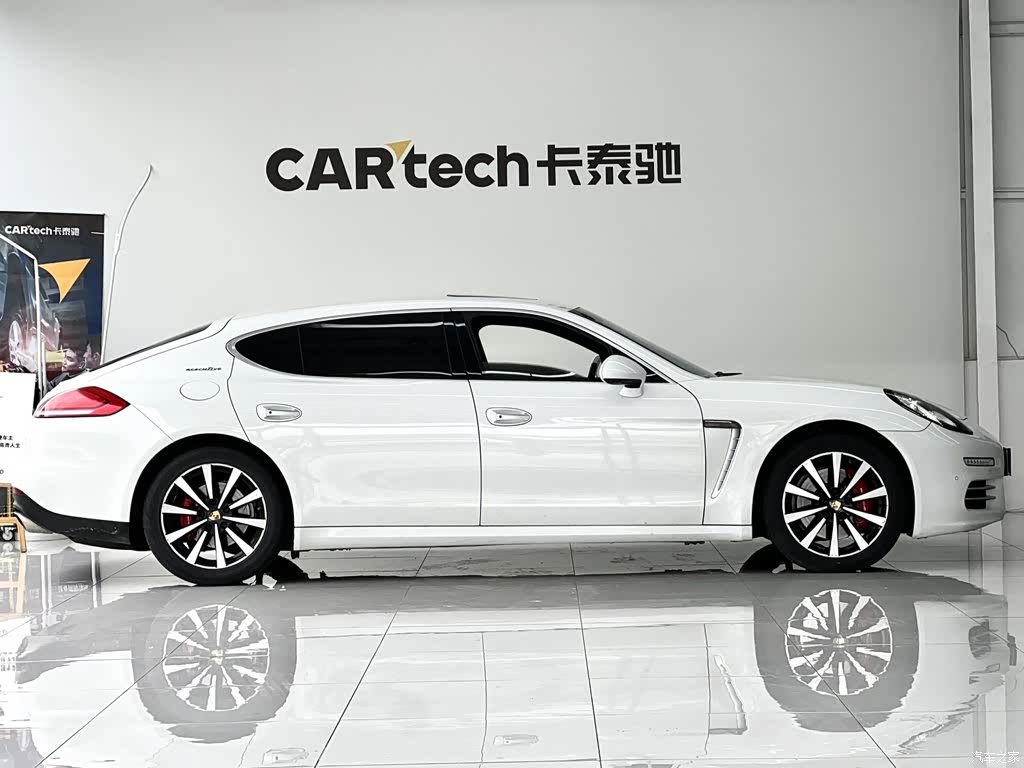 Porsche Panamera, 2015 4
