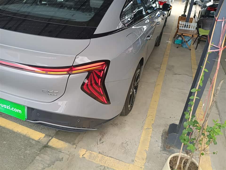 Hongqi EH7 Hongqi EH7
