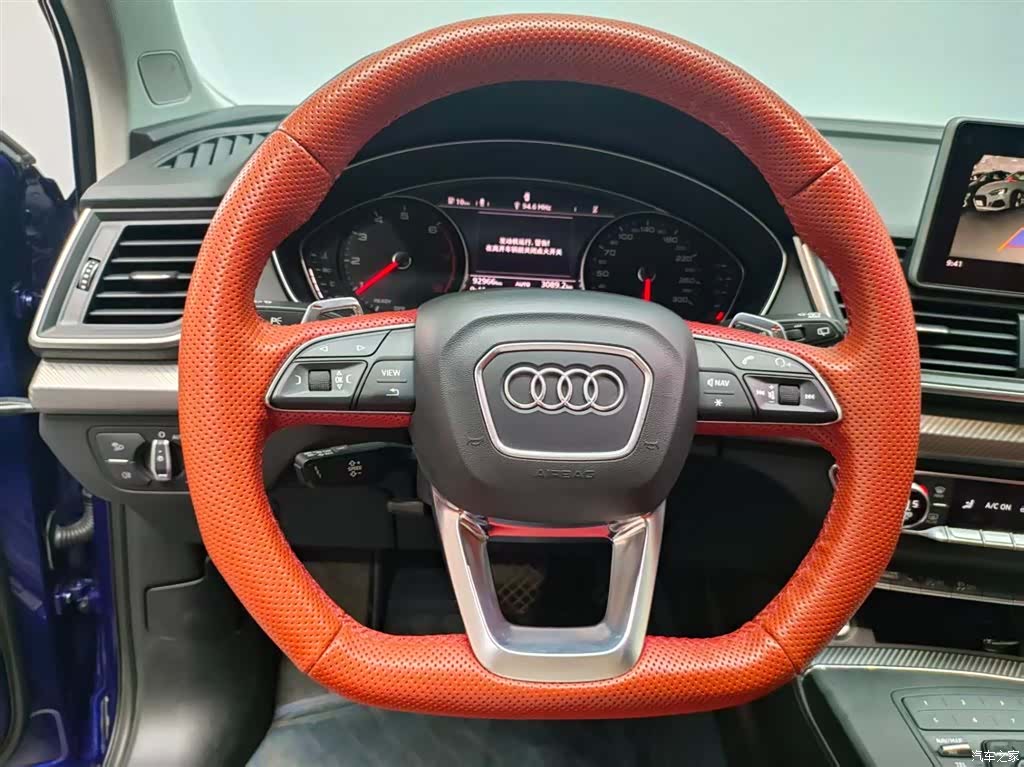 Audi Q5L, 2019 11