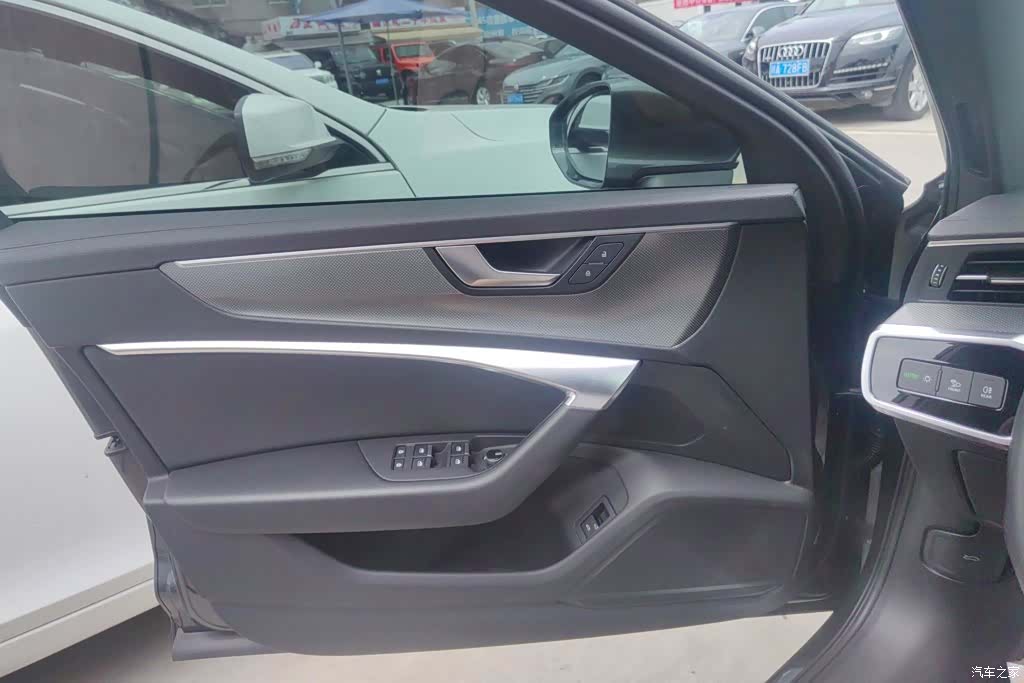 Audi A6L, 2020 7